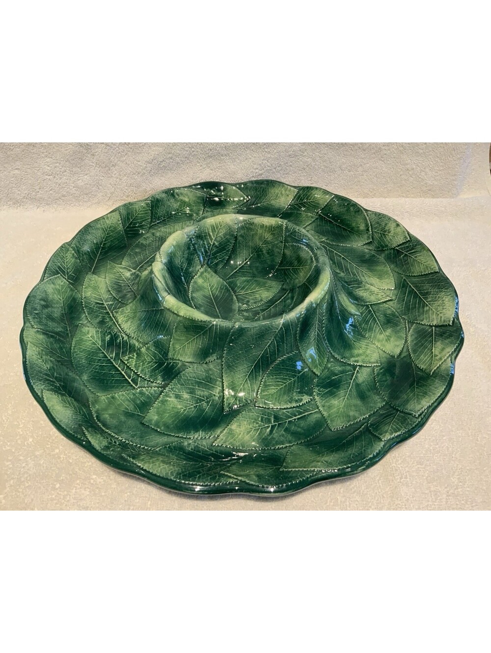 Vintage 60’s Vietri Foglia Majolica Green Leaf Chip & Dip 14”W Serving Plate